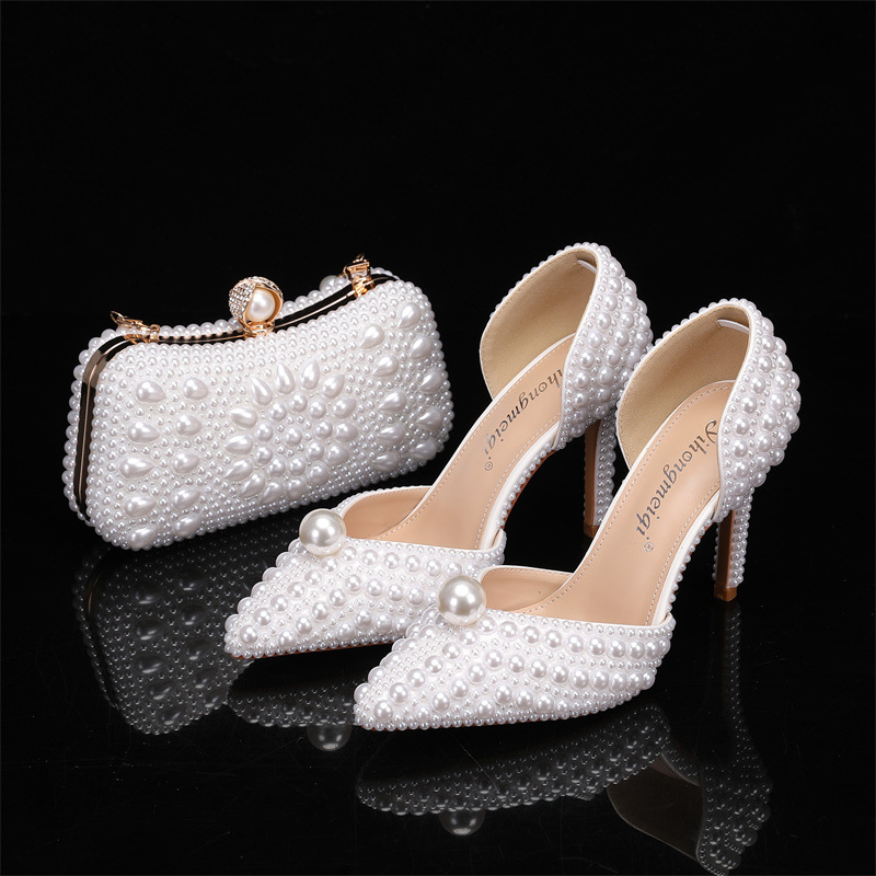 ชุดกระเป๋าและรองเท้าสำหรับผู้ห - Luxury Lifestyle บทวิจารณ์และราคา